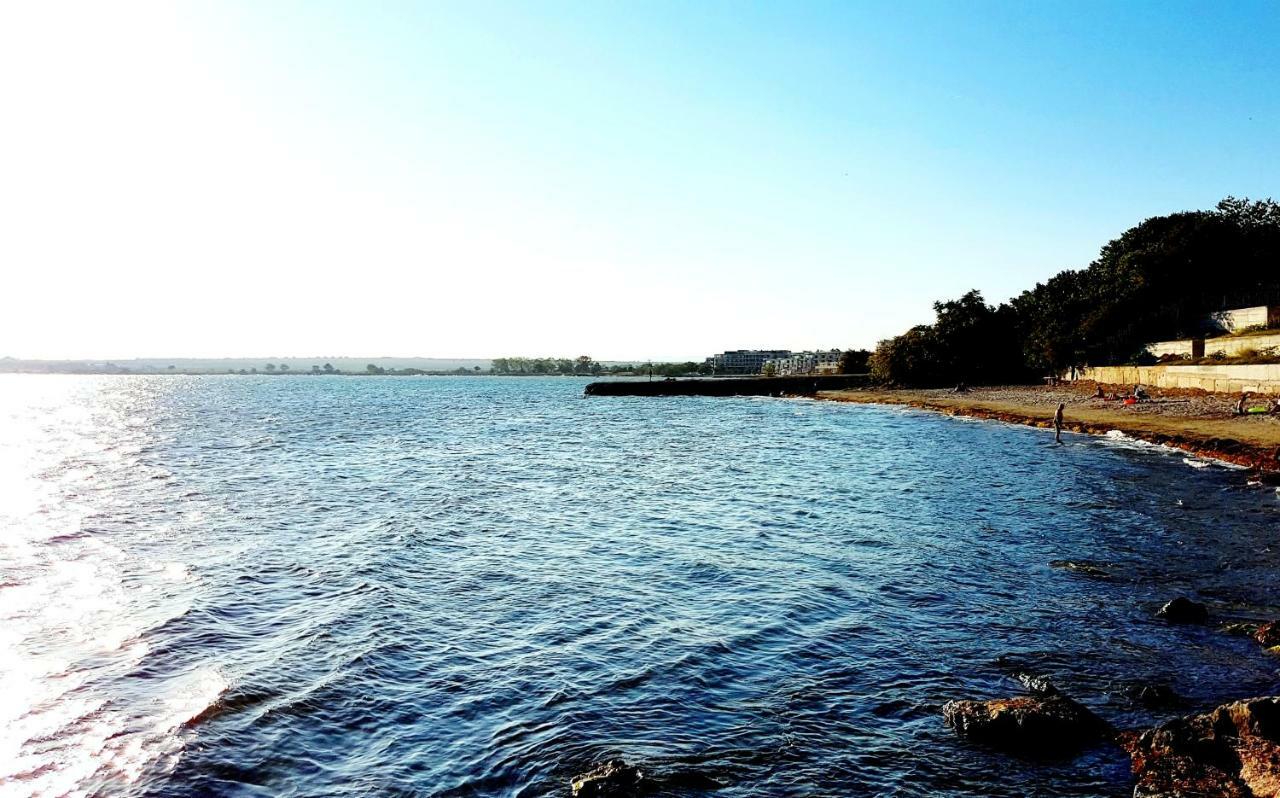 Appartamento Blue Bay Sea View Pomorie Esterno foto